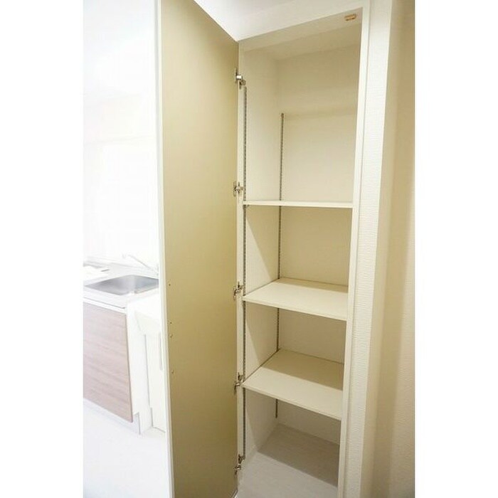 物件内観写真13　(靴箱)