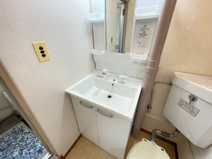 物件内観写真12　(洗面)