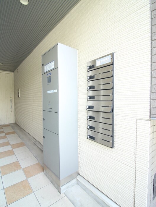 物件外観写真6　(建物設備)