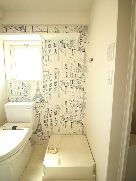 物件内観写真12　(洗濯機置場)