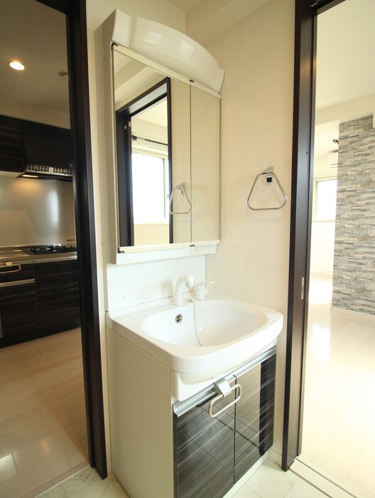 物件内観写真13　(洗面)