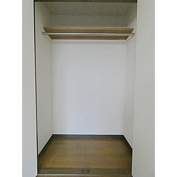 物件内観写真9　(収納)