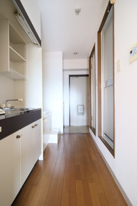 物件内観写真20　(廊下)