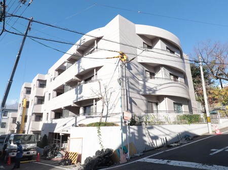 グリ－ンイ－ゼ見附外観写真