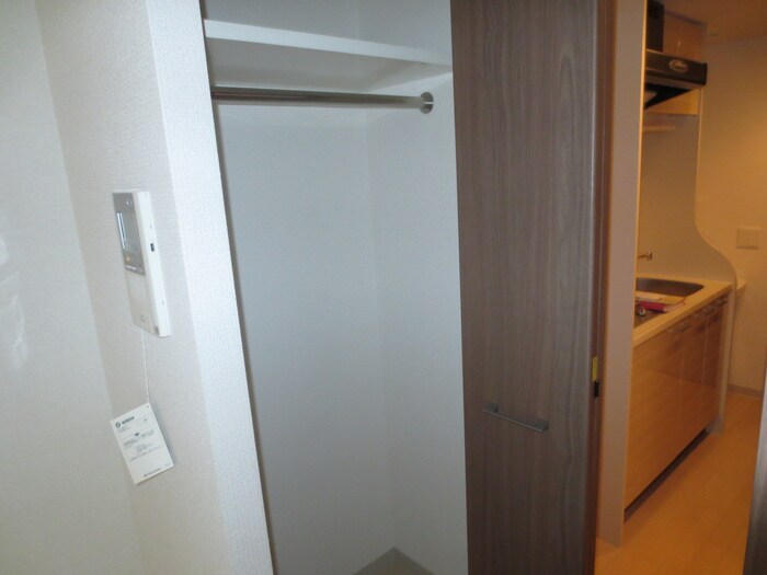 物件内観写真9　(収納)