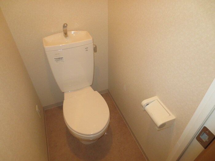 物件内観写真11　(トイレ)