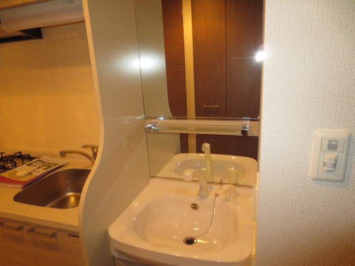 物件内観写真14　(洗面)