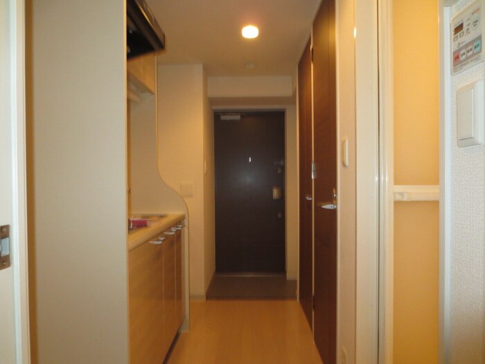 物件内観写真15　(廊下)