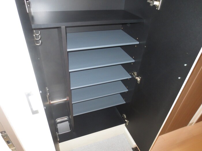 物件内観写真16　(靴箱)