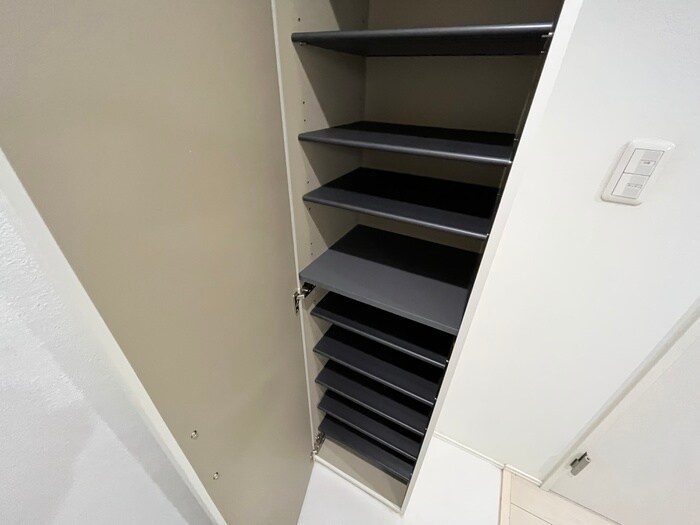 物件内観写真17　(靴箱)