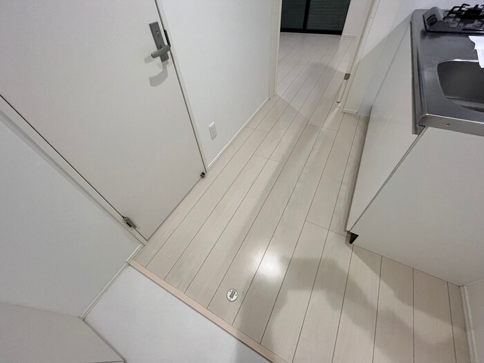 物件内観写真18　(廊下)