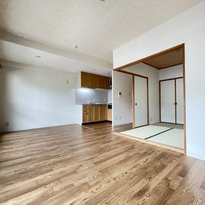 物件内観写真8　(居室)