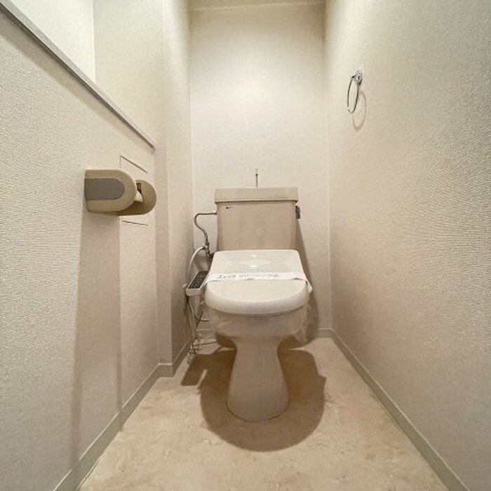 物件内観写真12　(トイレ)