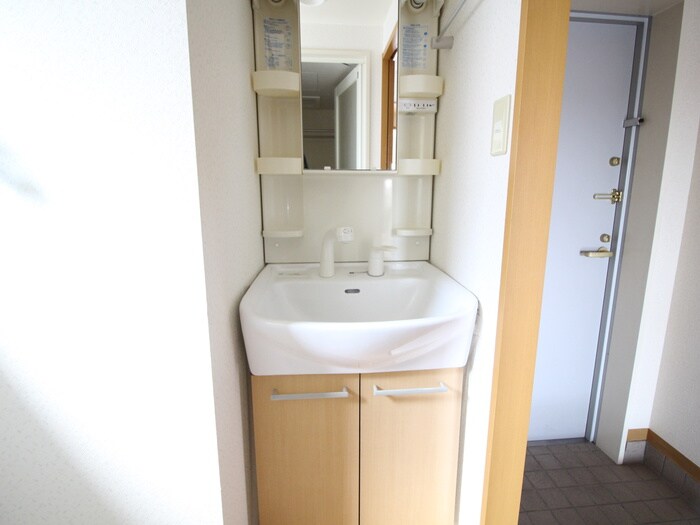 物件内観写真11　(洗面)