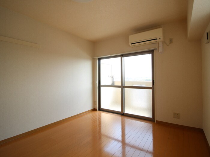 物件内観写真19　(居室)