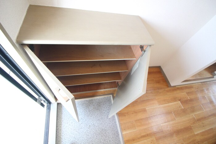 物件内観写真16　(靴箱)