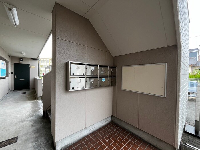 物件外観写真4　(建物設備)