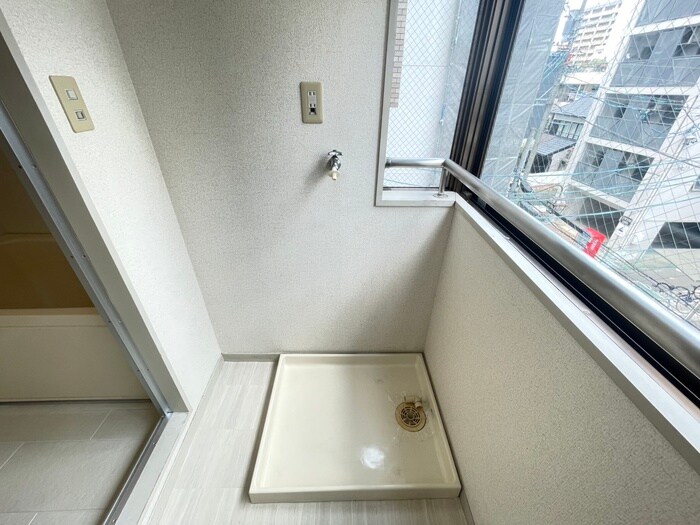 物件内観写真17　(洗濯機置場)