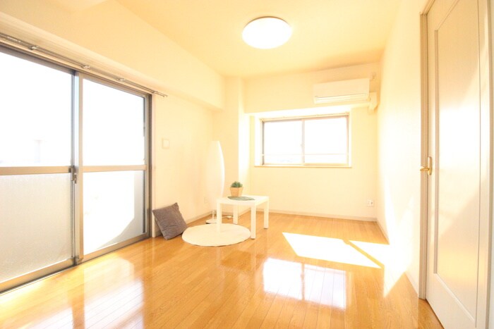 物件内観写真11　(居室)