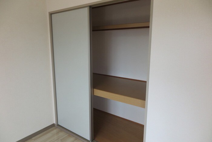 物件内観写真9　(収納)