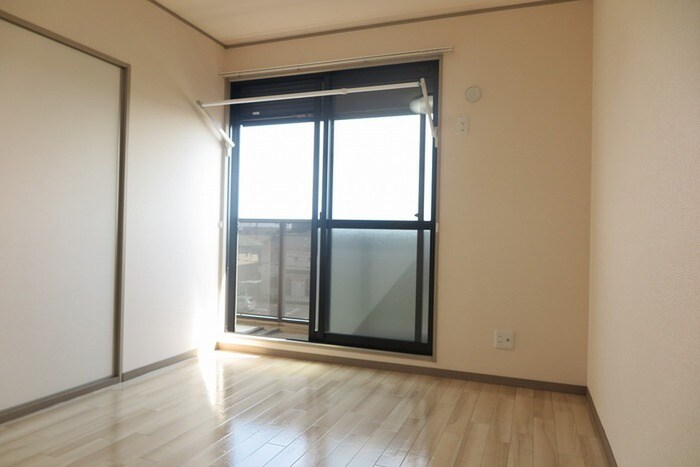 物件内観写真14　(居室)