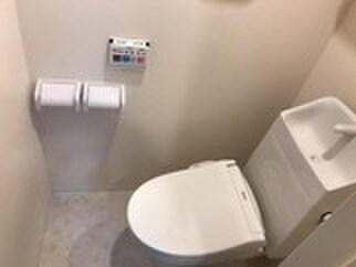 物件内観写真12　(トイレ)