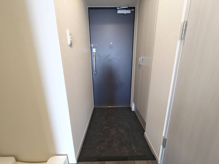 物件内観写真20　(玄関)