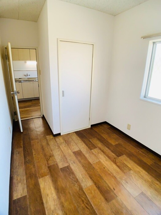 物件内観写真15　(居室)