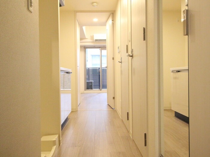 物件内観写真17　(廊下)