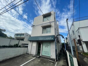 レジデンス　ウイズマイガレージ外観写真