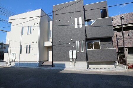 GRANTIC 結外観写真