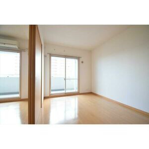 物件内観写真8　(内観写真)