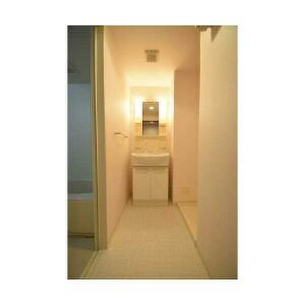 物件内観写真15　(洗面)