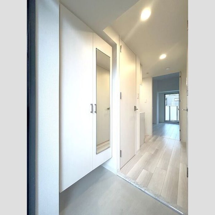 物件内観写真11　(玄関)