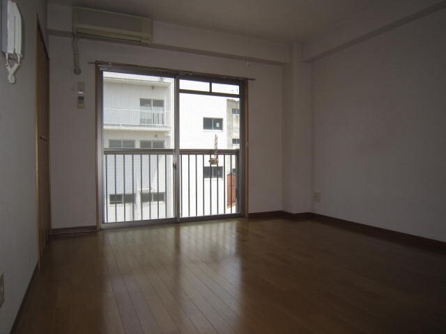 物件内観写真16　(居室)