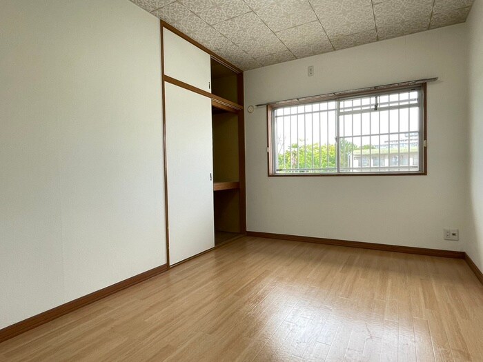 物件内観写真18　(居室)