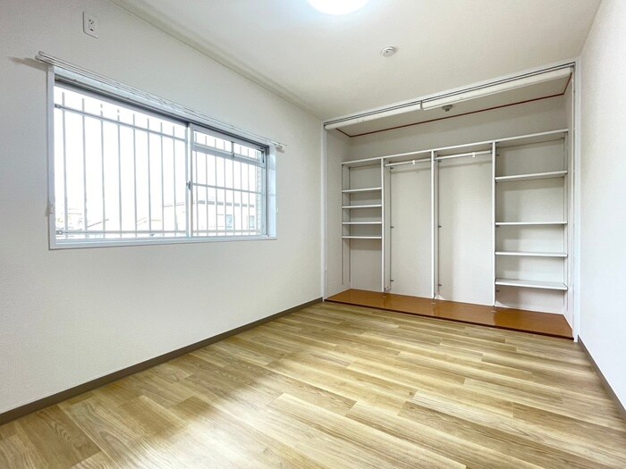 物件内観写真18　(居室)