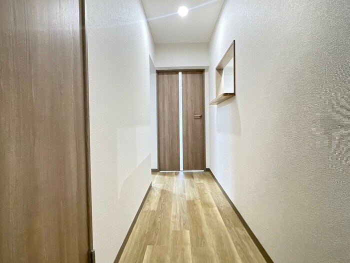 物件内観写真20　(廊下)