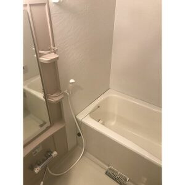 物件内観写真12　(バス／シャワールーム等)