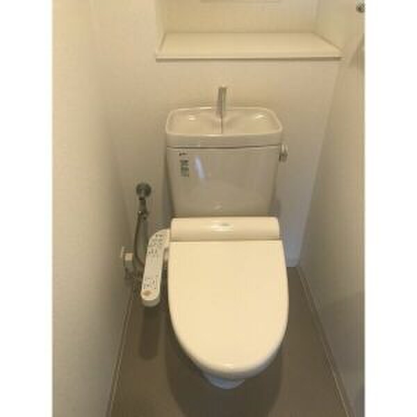 物件内観写真13　(トイレ)