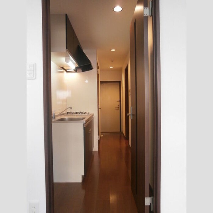 物件内観写真9　(廊下)