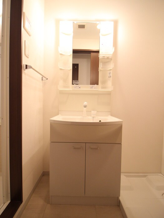 物件内観写真11　(洗面)