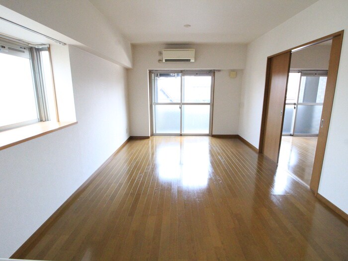 物件内観写真8　(居室)