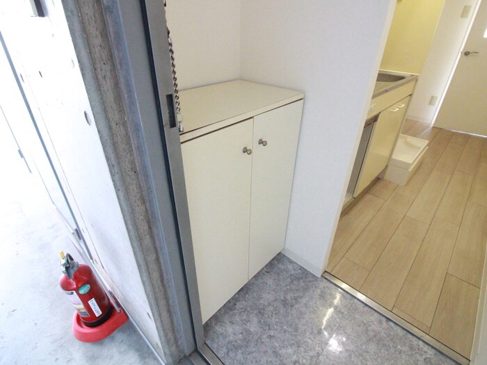 物件内観写真18　(靴箱)