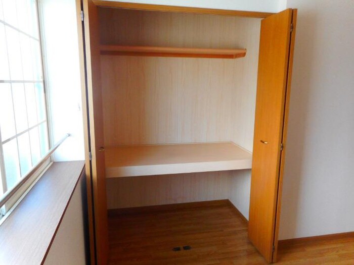 物件内観写真9　(収納)