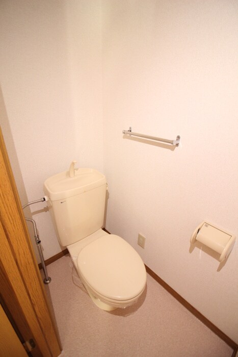 物件内観写真13　(トイレ)