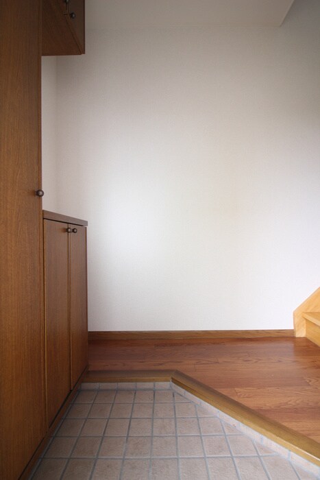物件内観写真15　(玄関)