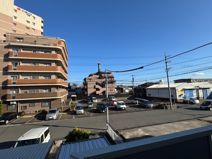 物件内観写真16　(室内からの展望)