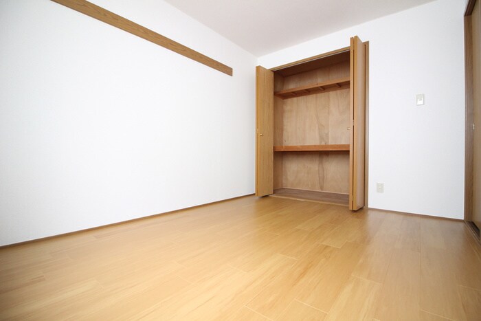 物件内観写真18　(居室)