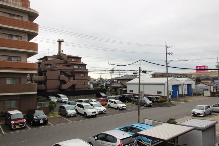 物件内観写真22　(室内からの展望)